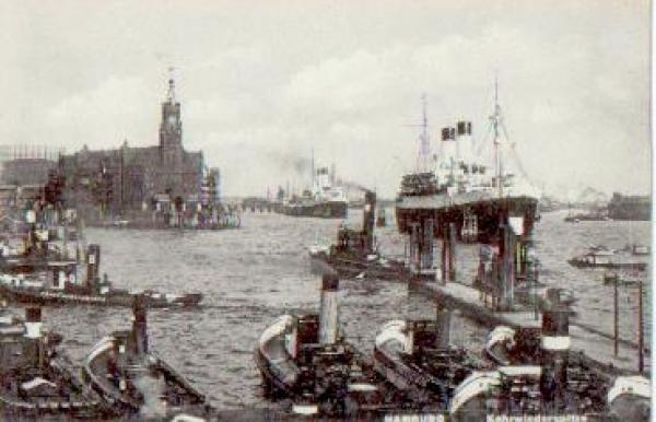 Hamburg Kehrwiederspitze ocean liner *ca. 1940
