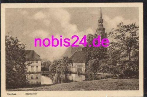 25524 Itzehoe Klosterhof und Kirche *ca.1920