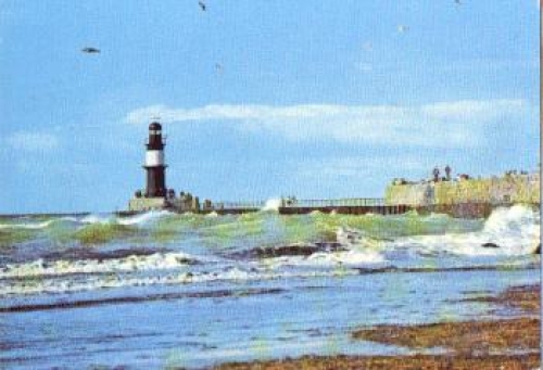 Warnemunde Mole Lighthouse *approx. 1975