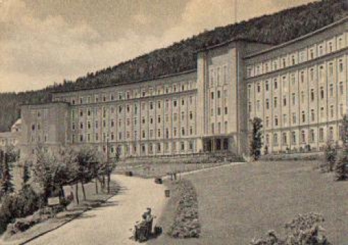 Erlabrunn, Bergarbeiterkrankenhaus Dr. Georg Benjamin, * ca. 1960