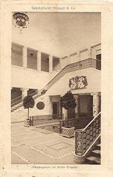 Wiesbaden sparkling wine cellar Henkel & Co., reception hall, ca. 1910