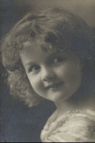 Mädchen Kopf gebr. ca. 1920