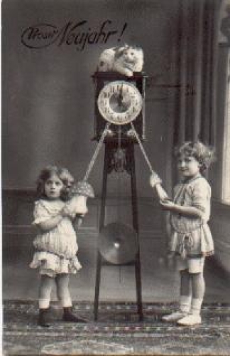 Children's clocks, mushrooms, cat pendulum clock, 01/01/1914