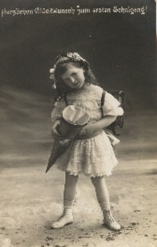 Back to school, girl, school bag, bag, o 1917