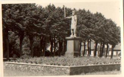24576 Bad Bramstedt Denkmal * ca. 1950
