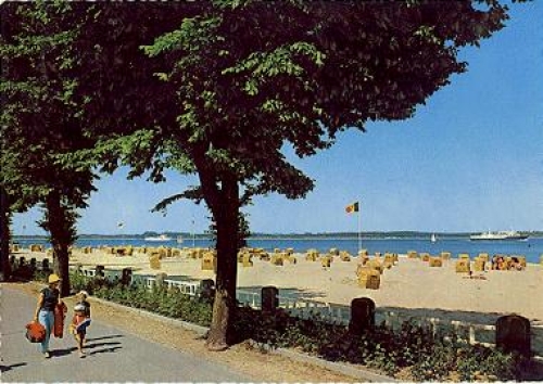 24235 Laboe Beach and Kiel Fjord, * around 1960
