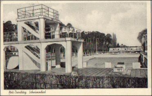 63263 Neu-Isenburg Schwimmbad o 6.8.1956