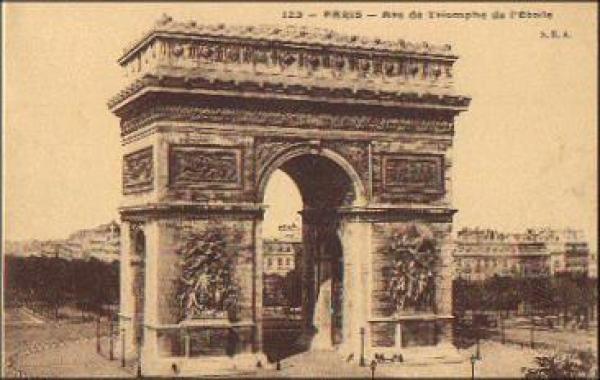 Paris Arc de Triomphe de Etoile * ca. 1910