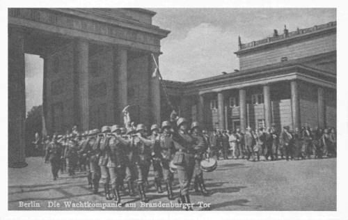 Berlin Brandenburger Tor Wachkompanie alte Ansichtskarte * um 1940