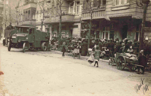 Berlin – Coal delivery by truck, authentic photograph * 1917