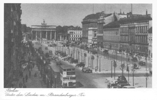 Berlin, Unter den Linden, Brandenburg Gate – original vintage postcard, c. 1930