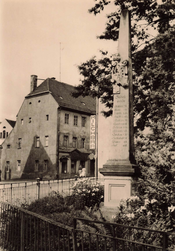 01877 Bischofswerda alte Postsäule * 1963