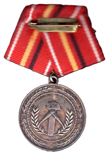DDR Verdienstmedaille der Kampfgruppen in Silber