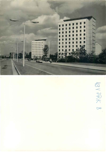 Suedvorstadt Dresden Leningrader Strasse with skyscrapers around 1970