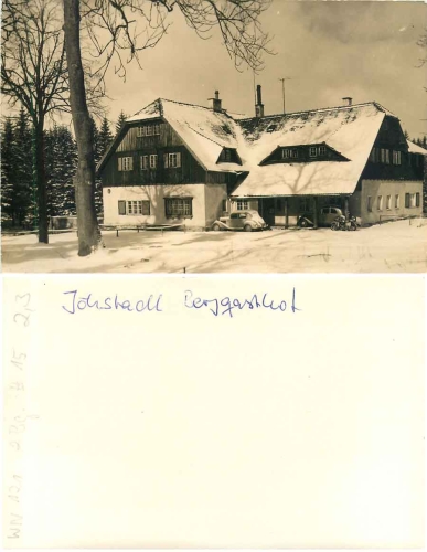 09477 Joehstadt Gasthaus Berghof real photo around 1960 Hanich ON