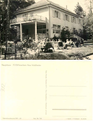 Neuglobsow Haus Waldfrieden *1962 Terrasse Hanich0732