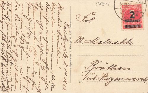 01945 Peickwitz Schule und Kriegerdenkmal o 1923