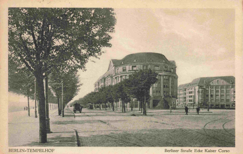 Tempelhof, Berlin – Berliner Straße, Kaiser-Corso – vintage postcard, c. 1925