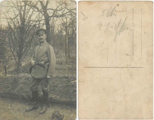 Deutscher Soldat mit Pistole * um 1915