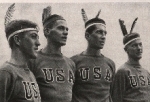Olympische Spiele 1936, Amerikaner im Indianerschmuck