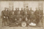 German soldiers with rifle drum 