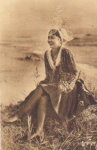 Sablaise woman in costume * approx. 1920