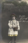 Girls starting school o April 15, 1917, serial card No. 6025 3