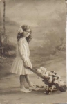 Child with wheelbarrow series card No. 165/6 * ca. 1910