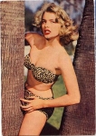 Pin-Up Frau zwischen Bäumen mit Leoparden-Bikini * ca. 1960