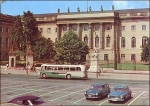 Berlin Autobus vor Humboldt-Universität gebr. ca. 1970