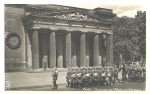 Cenotaph in Berlin raising the guard on * approx. 1940