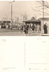 Dresdner Postplatz mit Kaeseglocke und Telefonhaeuschen um 1965