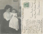 Mutter mit Kleinkind im Taufkleid Echtfoto o 1.3.1911